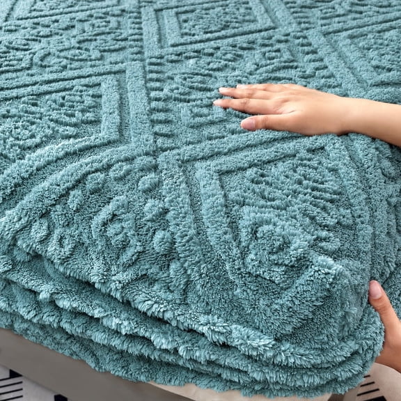 1 Pc Fitted Sheet, Non Slip Extra Deep Pocket Mattress Cover, Warm Fall Winter Bedding, Hypoallergenic Machine Washable(Twin, Blue)