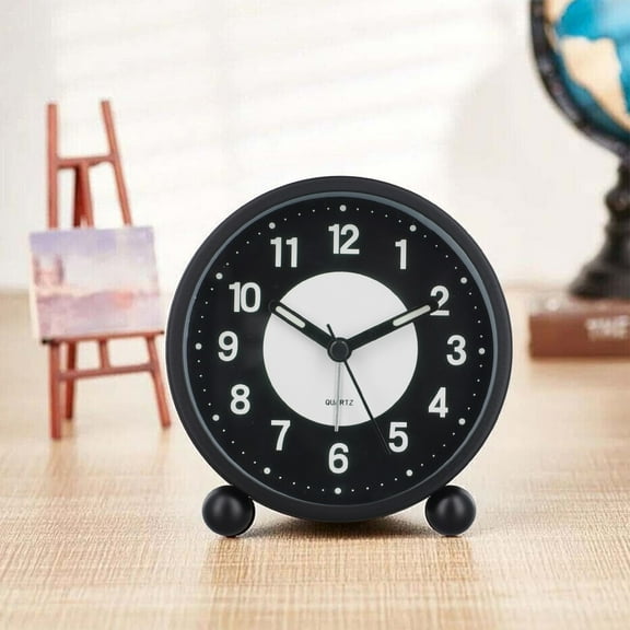 1 Pcs 4.33*4.53inch Alarm Clock for Bedroom, Black Battery Operated Clock Glow-in-the-Dark Alarm Clock Bedroom Children's Table Non-Ticking Glow-in-the-Dark Dial Home Decor
