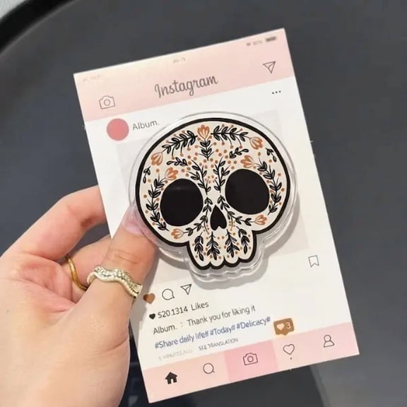 1 Pcs Bone & Bloom Magnetic Phone Grip, Floral Sugar Skull Phone Grip, Bohemian Gothic Phone Stand, Boho Death-Moth Style Accessory, Unique Gift