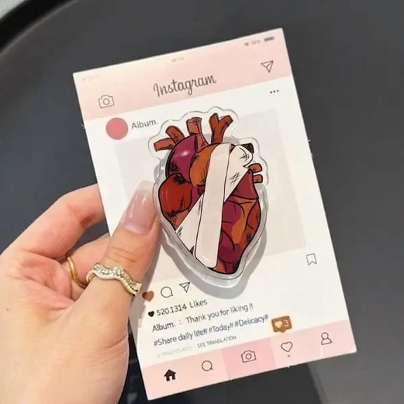 1 Pcs Healing Broken Human Heart Magnetic Phone Grip, Bandaged Anatomical Heart Phone Grip, Emotional Wellness Phone Stand, Unique Medical Aesthetic Accessory Gift