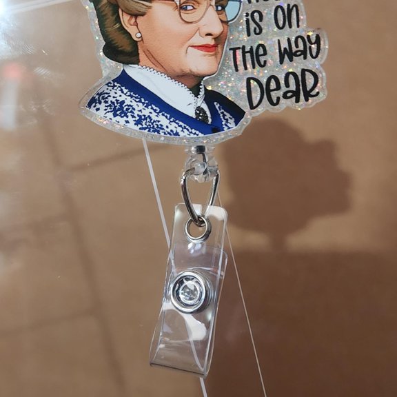 1 Pcs Help Is On The Way Dear Badge Reel, Classic Comedy Movie Character Badge Reel, Funny Badge Reel, Retractable ID Badge Holder, Nurse Gift, Nurse Badge Reel