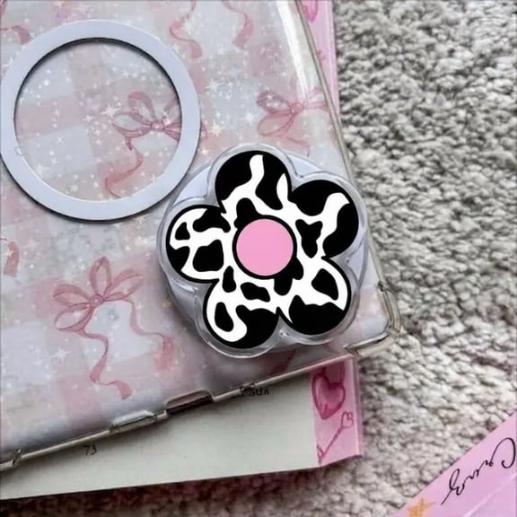 1 Piece Cow Print Flower Magnetic Phone Grip, Western Aesthetic Phone Grip, Floral Cow Pattern Phone Stand, Black and White Cowgirl Accessory, Cute Flower Animal Print Gift