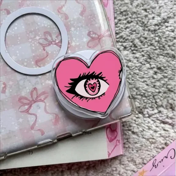 1 Piece Pink Eye Heart Magnetic Phone Grip, Coquette Aesthetic Phone Grip, Heart Eye Phone Stand, Soft Girl Aesthetic Accessory, Romantic Pink Heart Gift