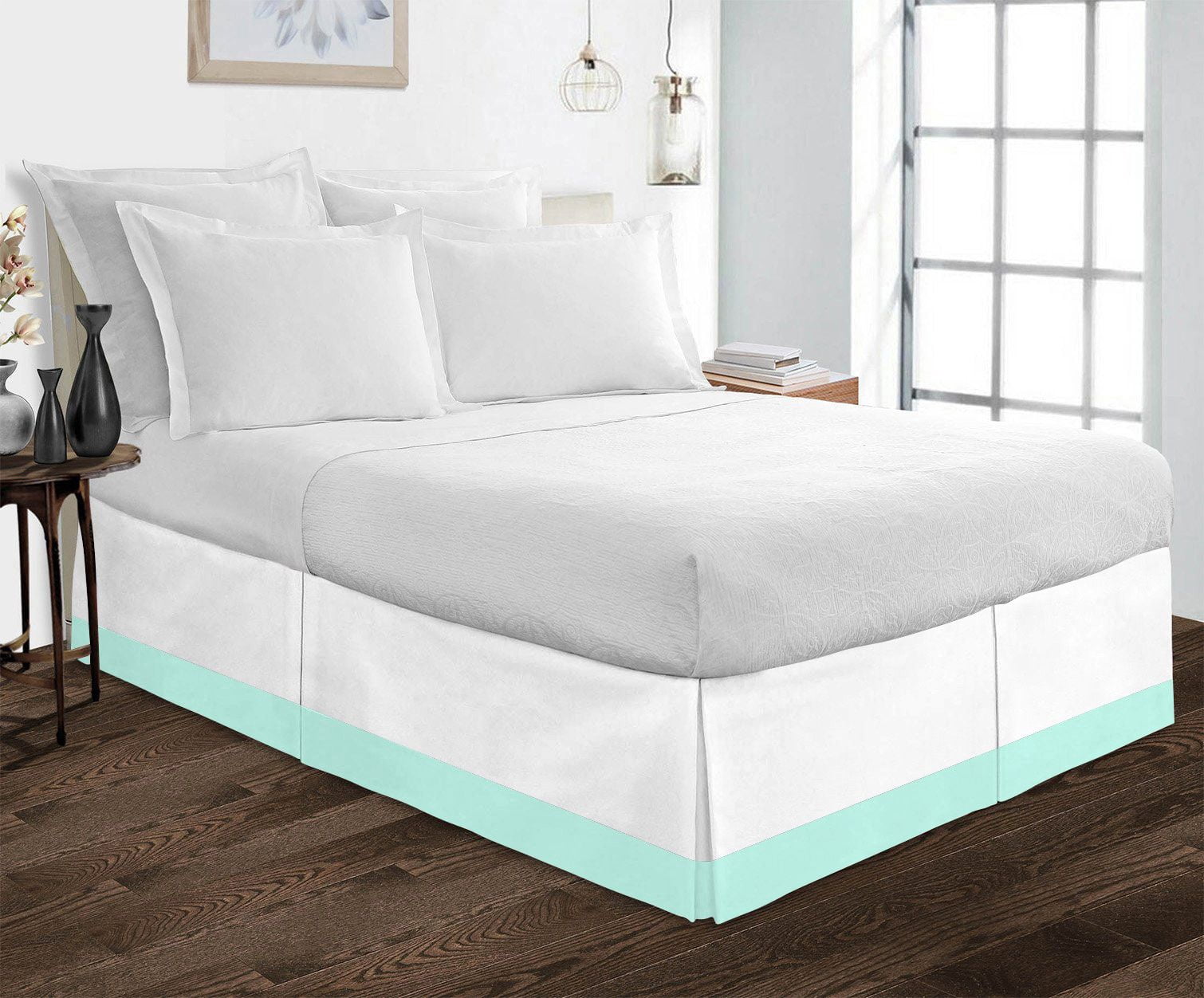 1 Piece Split Corner Two Tone Tailored Bed Skirt By D.N.G. BEDDINGS, King Size 18 Inch Deep Pocket, 800 TC, 100% Egyptian Cotton, Solid White/Aqua Blue Color.