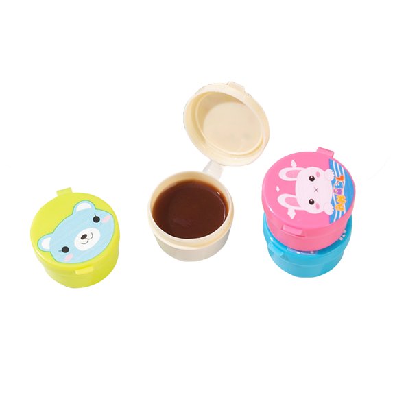 1 Set Sauce Bottle Shape Dustproof Compact Size Adorable Appearance Reusable Plastic Carrot Style Mini Salad Dressing Ketchup Bottle for Camping
