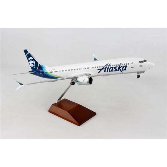 1 by 100 Scale Alaska 737MAX9 Model Aircraft with wood Stand & Gear