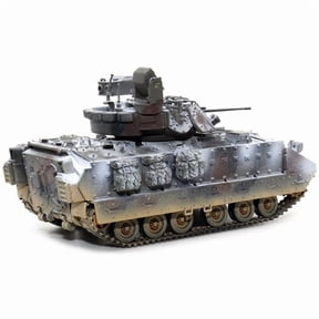 1 to 72 Scale Camouflage Neo Dragon Armor Series Plastic United States M2A3 Bradley IFV Infantry Fighting Vehicle Model