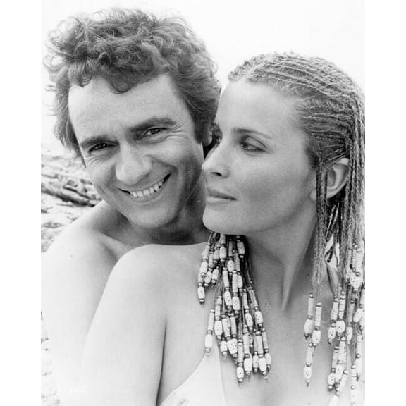 10 1979 Dudley Moore smiles as he embraces Bo Derek 8x10 inch photo