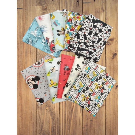 10 Fat Quarters - Assorted Disney Mickey Mouse and Friends Fat Quarter Bundle