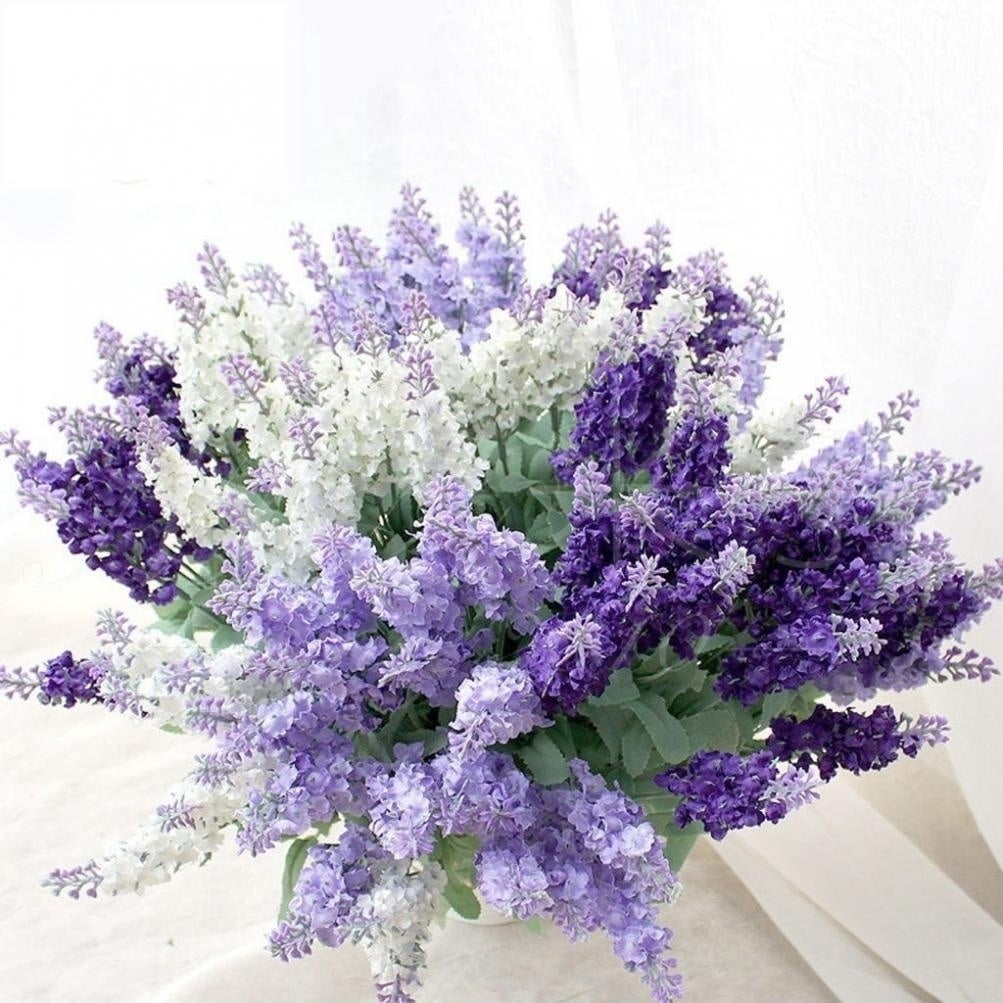 Natural Dried Lavender Bundles - Freshly Harvested Lavender Bunch Royal  Velvet Decorative Flowers Bouquet for Wedding DIY Home Party (Lavender-120g)