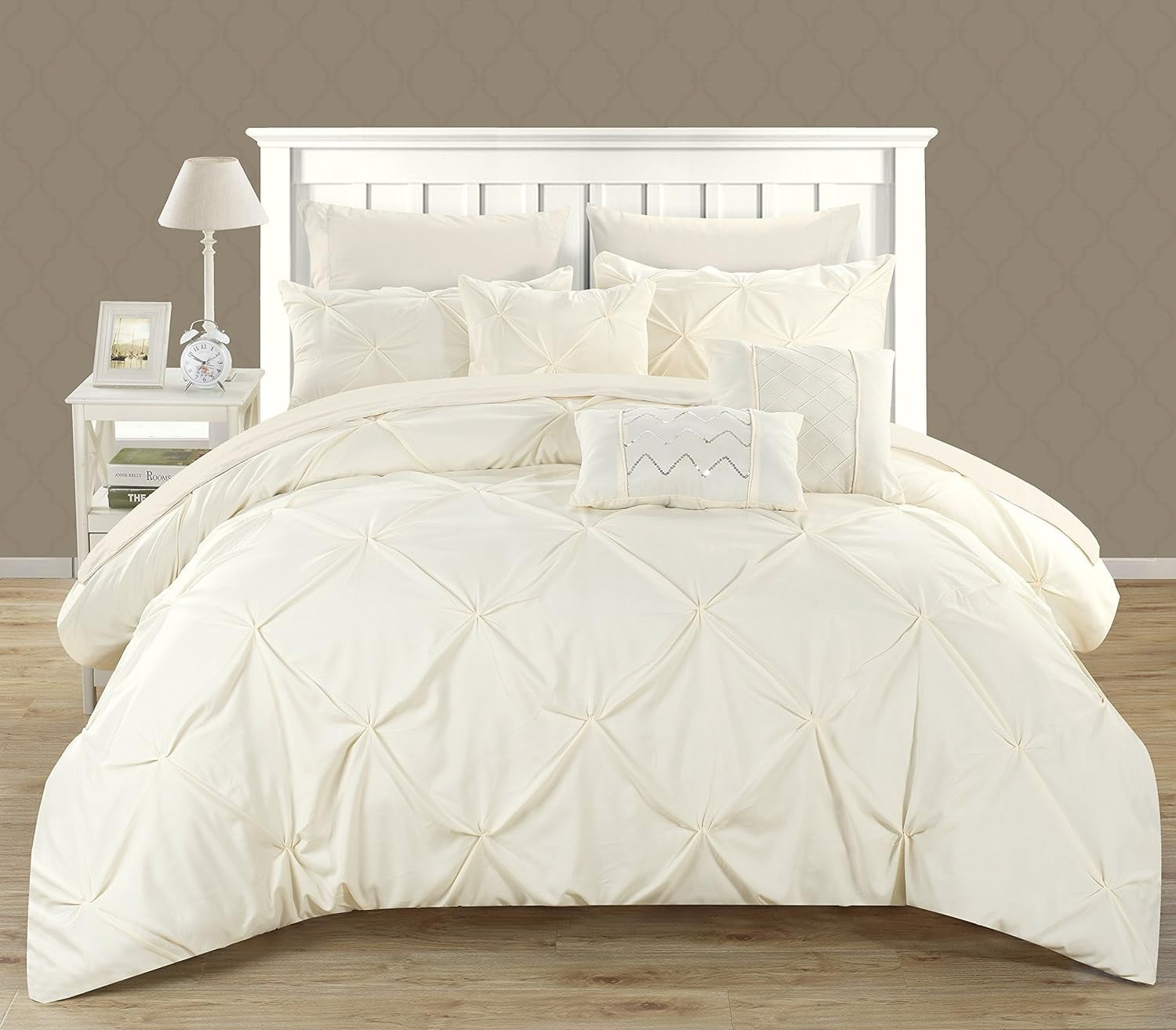 10 Piece Hannah Pinch Pleated Ruffled and Pleated Complete Queen Bed in
