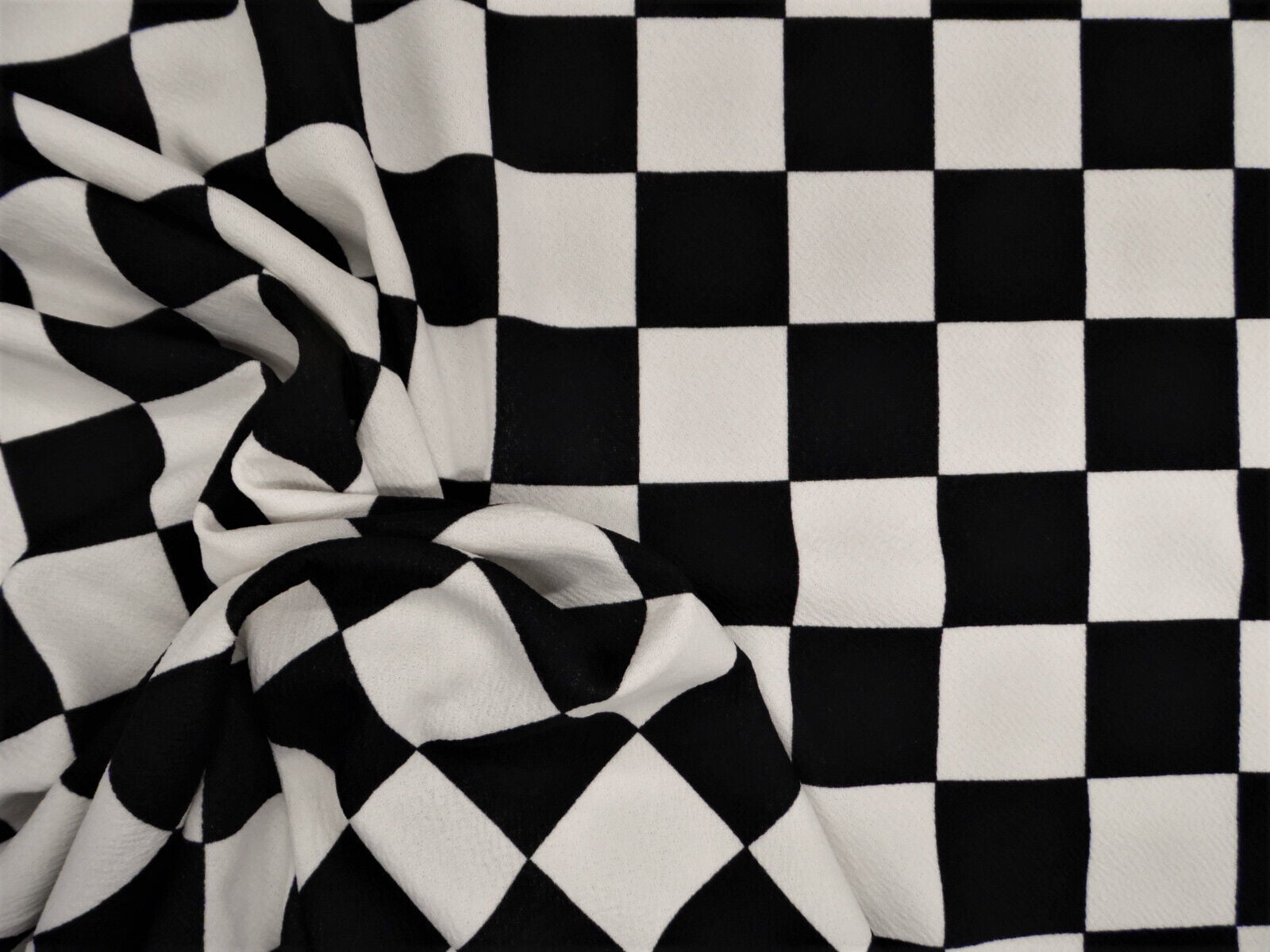 10 Yard Lot Printed Liverpool Textured Fabric 4 way Stretch Checkered Black White P170