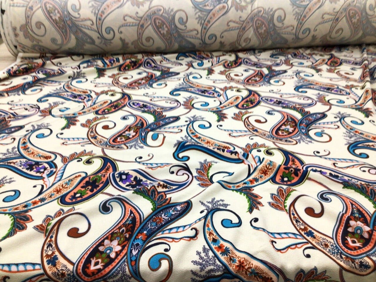 10 Yard Lot Printed Liverpool Textured Fabric Stretch Cream Peach Navy Paisley Floral 1N25