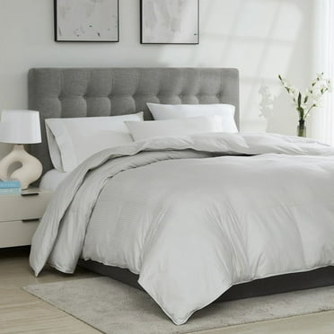10 foot by 10 foot World's Largest King Comforter by DOWNLITE (Hypoallergenic Down Alternative)