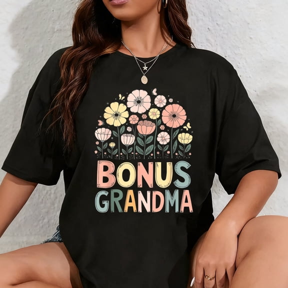 100% Cotton Bonus Grandma Floral Lightweight T-Shirt Black Small
