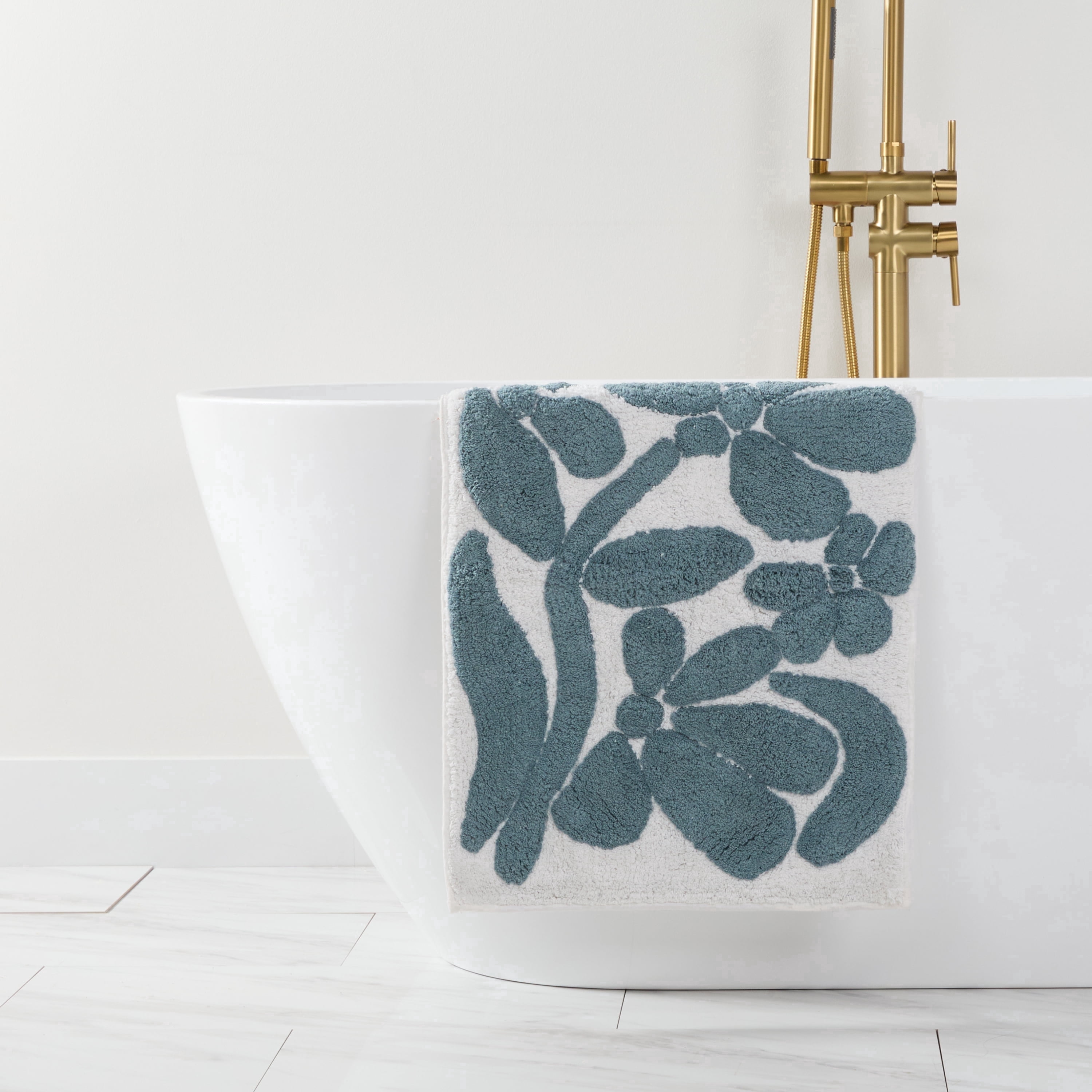 100% Cotton Floral Patterned Bath Mat by Comfort Canopy, Light Blue Floral, 24" x 17"