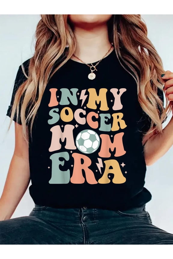 In My Soccer Mom Era Groovy Soccer Team Player Mother's Day T-Shirt Women's Graphic Tee Casual Tops