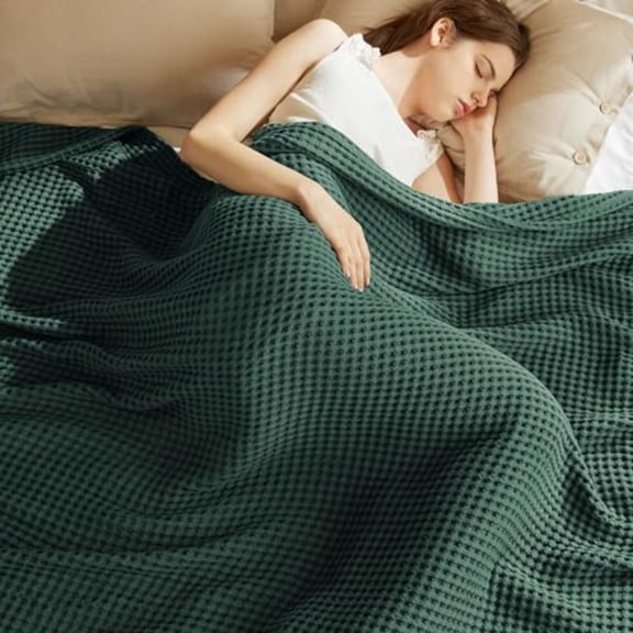 100 Cotton King Size Blanket for Spring Summer Ultra Soft Waffle Weave King Blanket for Bed Thin Lightweight Breathable Bedding Gifts for Women Men Teens Dark Green 108 x 90