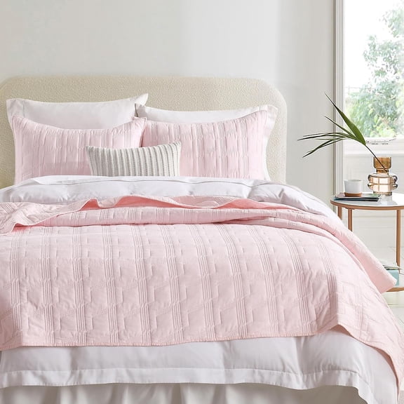100% Cotton Quilt Set Queen Size Light Pink 3-Piece Geometric Pattern with 2 Shams