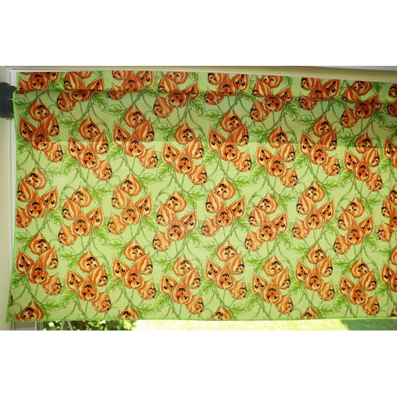 100% Cotton Window Valance Seasonal Print 42" Wide Halloween Decoration Spooky Leaves on Vines