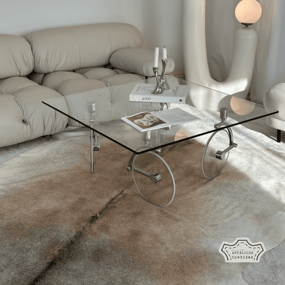 Champagne Cowhide Rug, 5x7 ft, Genuine Leather, Natural Cowhide for Modern & Rustic Decor