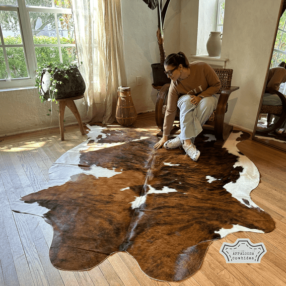 Medium Tricolor Cowhide Rug, 6x7 ft, Genuine Leather, Natural Cowhide for Modern & Rustic Decor