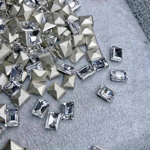 100 Pieces Straight-Angle Nail Crystals for Creative Nail Art Decoration