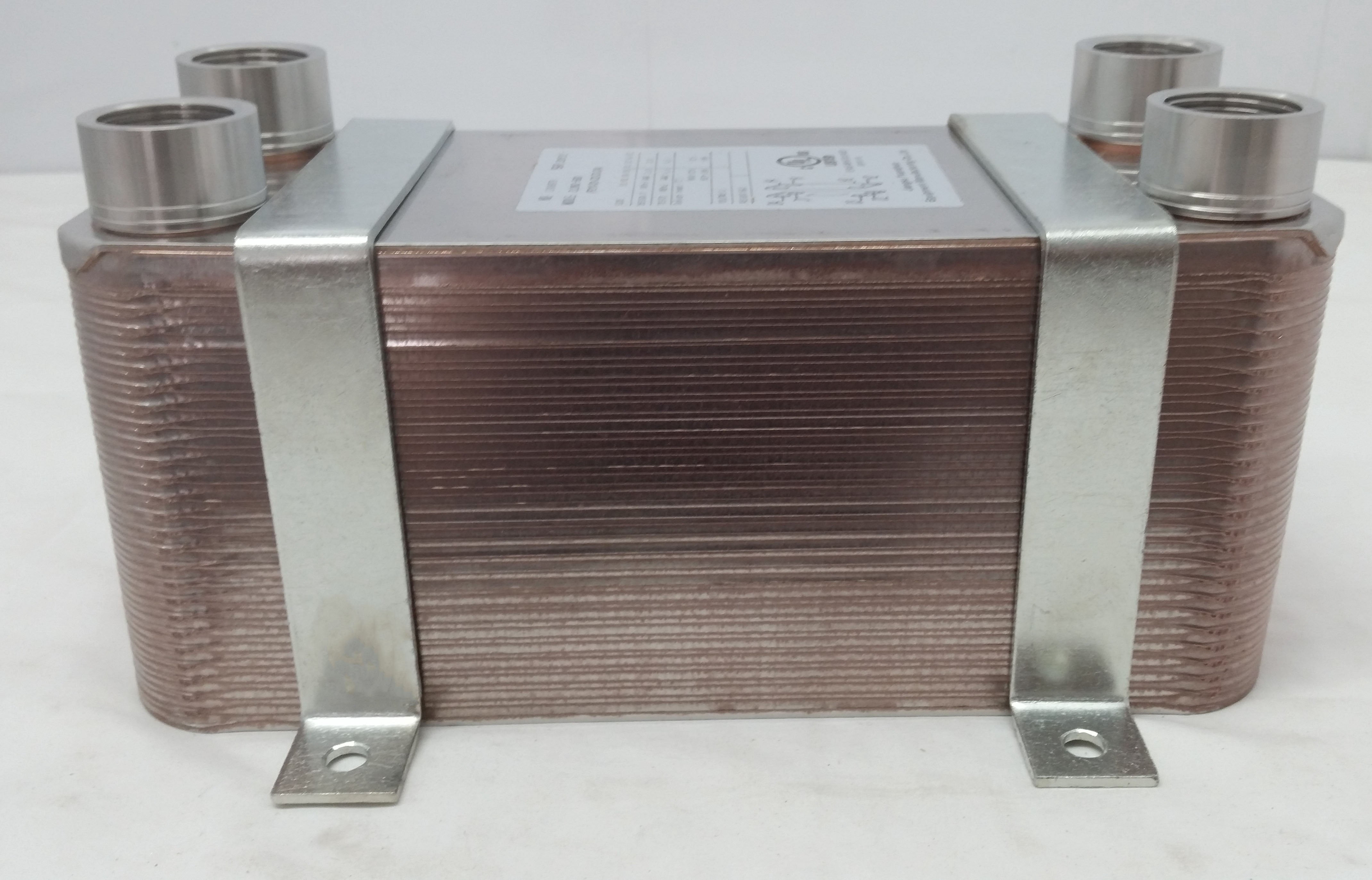 100 Plate Water to Water Brazed Plate Heat Exchanger 1 1/4" FPT Ports w/ Brackets