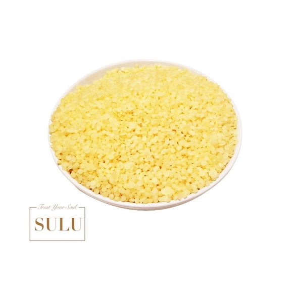100% Pure All Natural Beeswax Yellow pure pastilles with natural Honey Smell 4 oz(ounces)