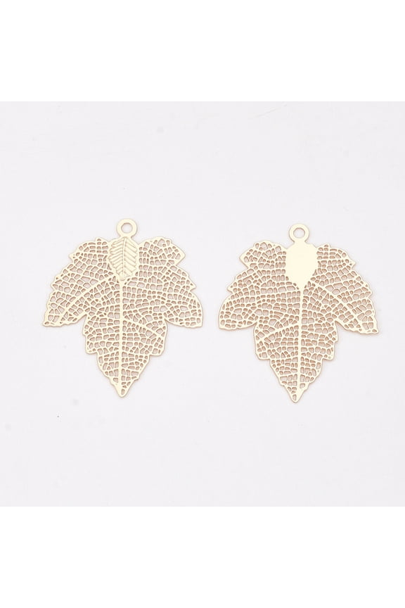 100 pc Autumn Theme Brass Pendants Etched Metal Embellishments Long-Lasting Plated Maple Leaf Light golden 30x25x0.4mm Hole: 1.6mm