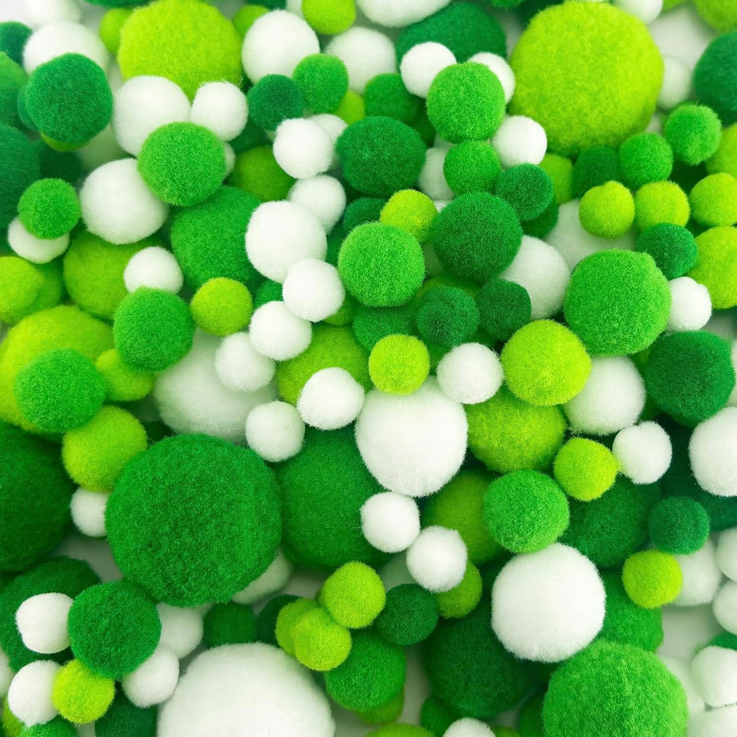 1000 Pcs 5 Sizes 1 cm to 3 cm Fuzzy Pom Poms Balls, Assorted Pompoms Balls for Arts and Craft Making Decorations (Green Series)