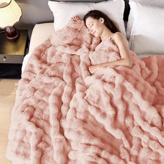 1000GSM Faux Rabbit Fur Throw Blanket, Super Heavy Warm Cozy Blankets for Couch Bed Sofa, Bubble Plush Fuzzy Elegant Soft Reversible Mink Blanket for Living Room Bedroom, Pink