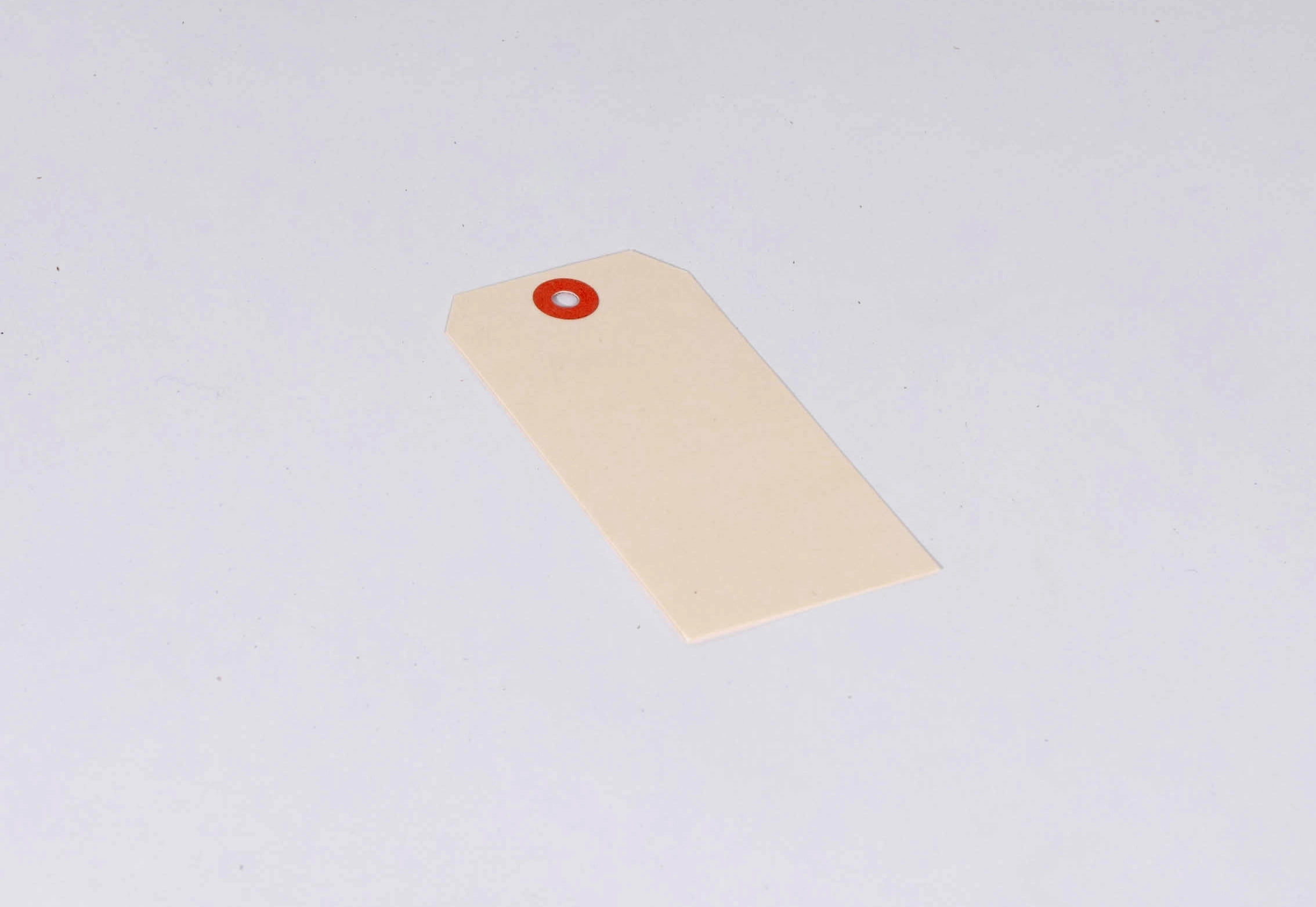 1000pcs #8 6 1/4" x 3 1/8" 10 Pt. Manila Shipping Tags - Unwired [Easily Identify, Address Items]