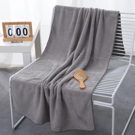 100Fens A Large Bath Towel Is Thick And Soft,With Good Water Absorption And A Quick Drying Size Of 90X170 Centimeters
