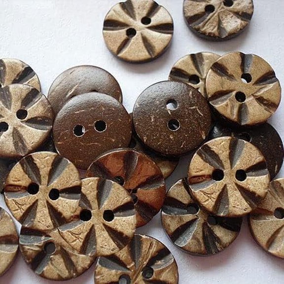 100pcs 100Pcs Carved 2-Hole Basic Sewing Button Shaped in Flowers Coconut Button Buttons Decoration for Garment Sewing Buttons and DIY Craft Projects