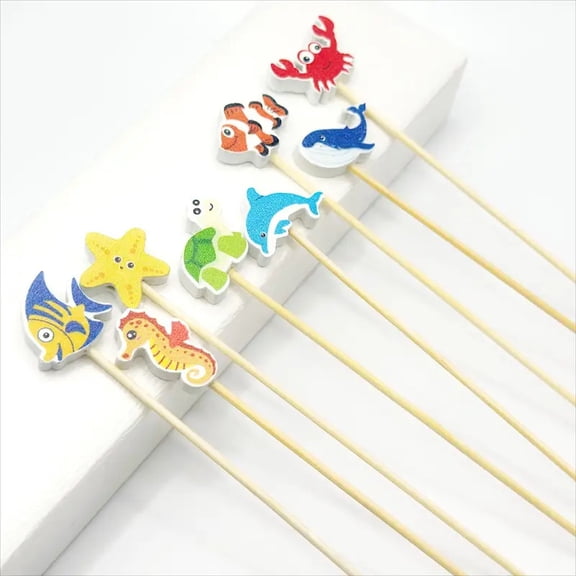 100pcs Bamboo Fish-Shaped Toothpicks - Color-Coded Marine Life Shapes (Shark, Dolphin, Octopus, Nemo) Birthday Party Favors, Ocean Theme Cake Decorations, Shower Supplies - Sea Creature Picks