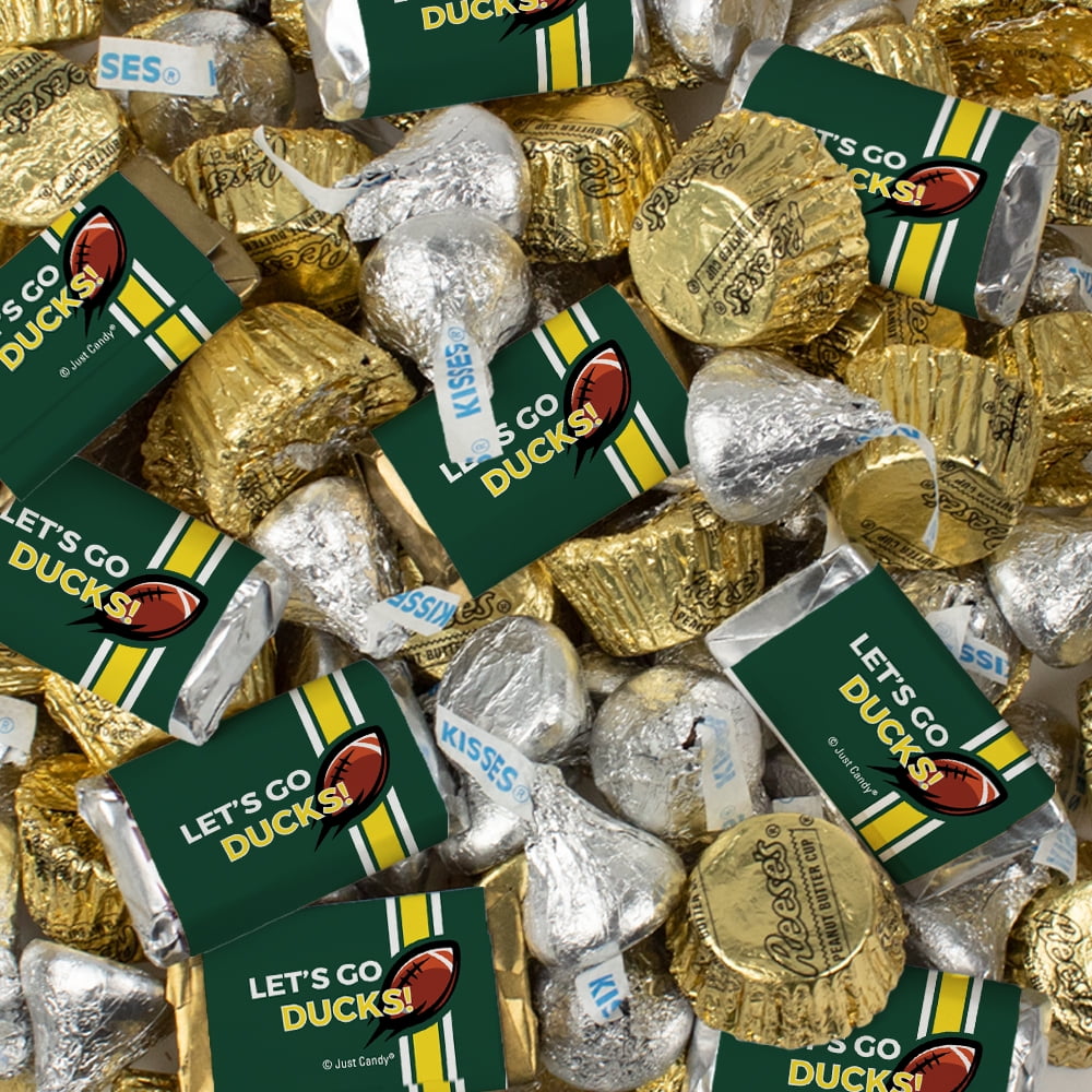 105pcs Oregon Football Party Candy Mix (1.75 lbs - Approximately 105 Pcs) - Bulk Party Favors for Guests, Candy for Candy Buffet - Ducks
