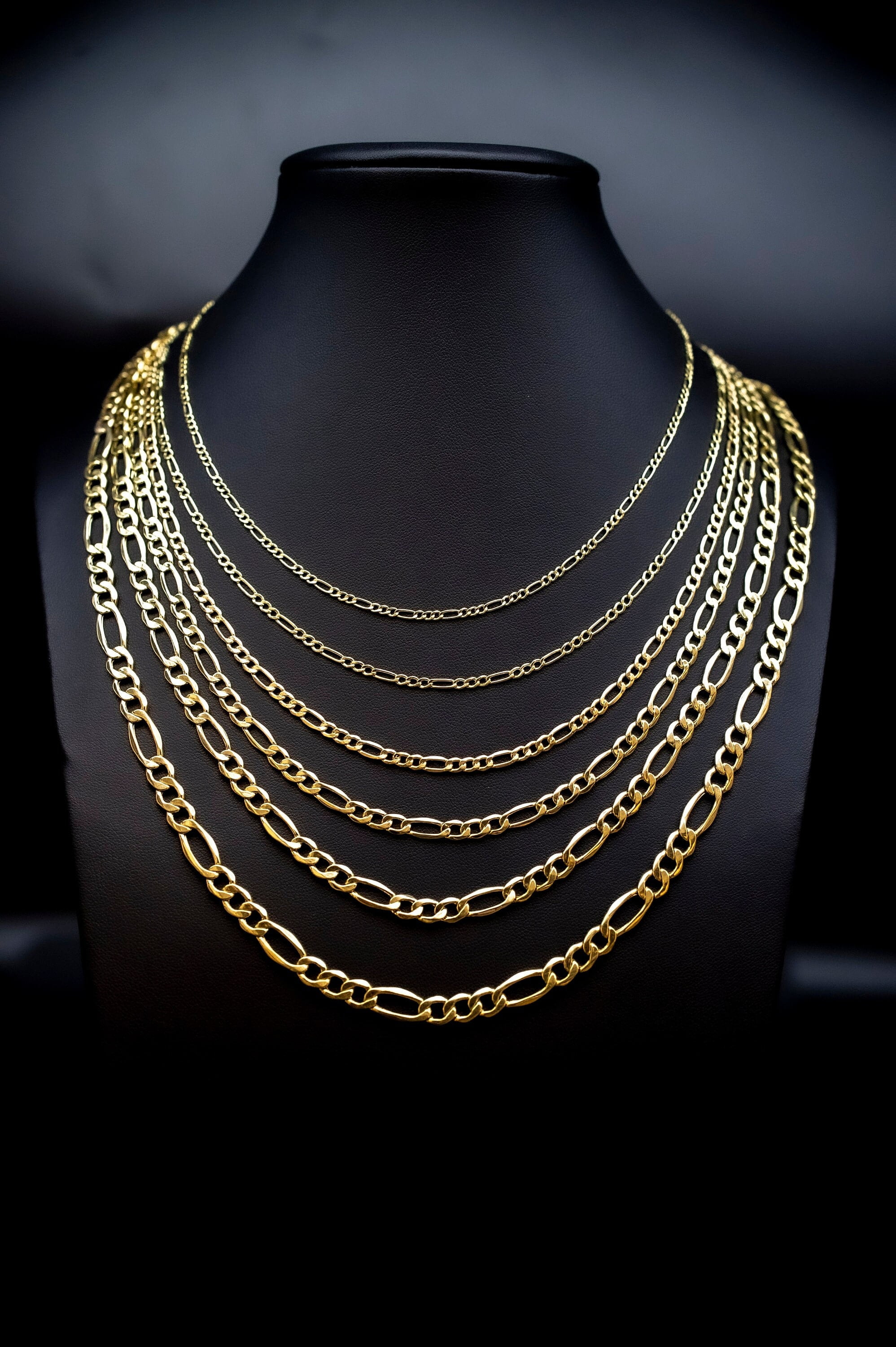 10K Yellow Gold Figaro Chain Necklace,2mm - 6.6mm 16