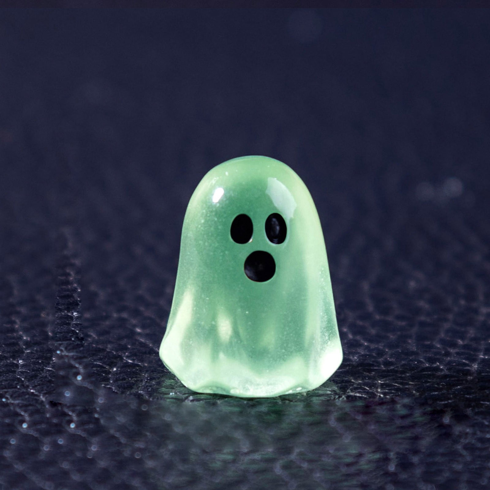Luminoso Miniaturas 14 Piezas De Fantasmas De Resina Brillantes – Decoración Halloween Para Acuarios, Jardines Miniatura Y Casas De Muñecas – 5 Colores Y Formas Variadas