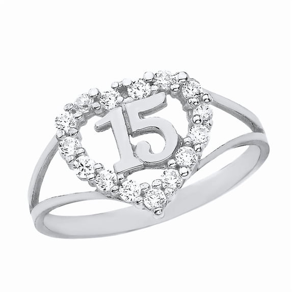 10k White Gold Cubic Zirconia Heart Halo 15 Años Quinceañera Ring (Size 4.75)