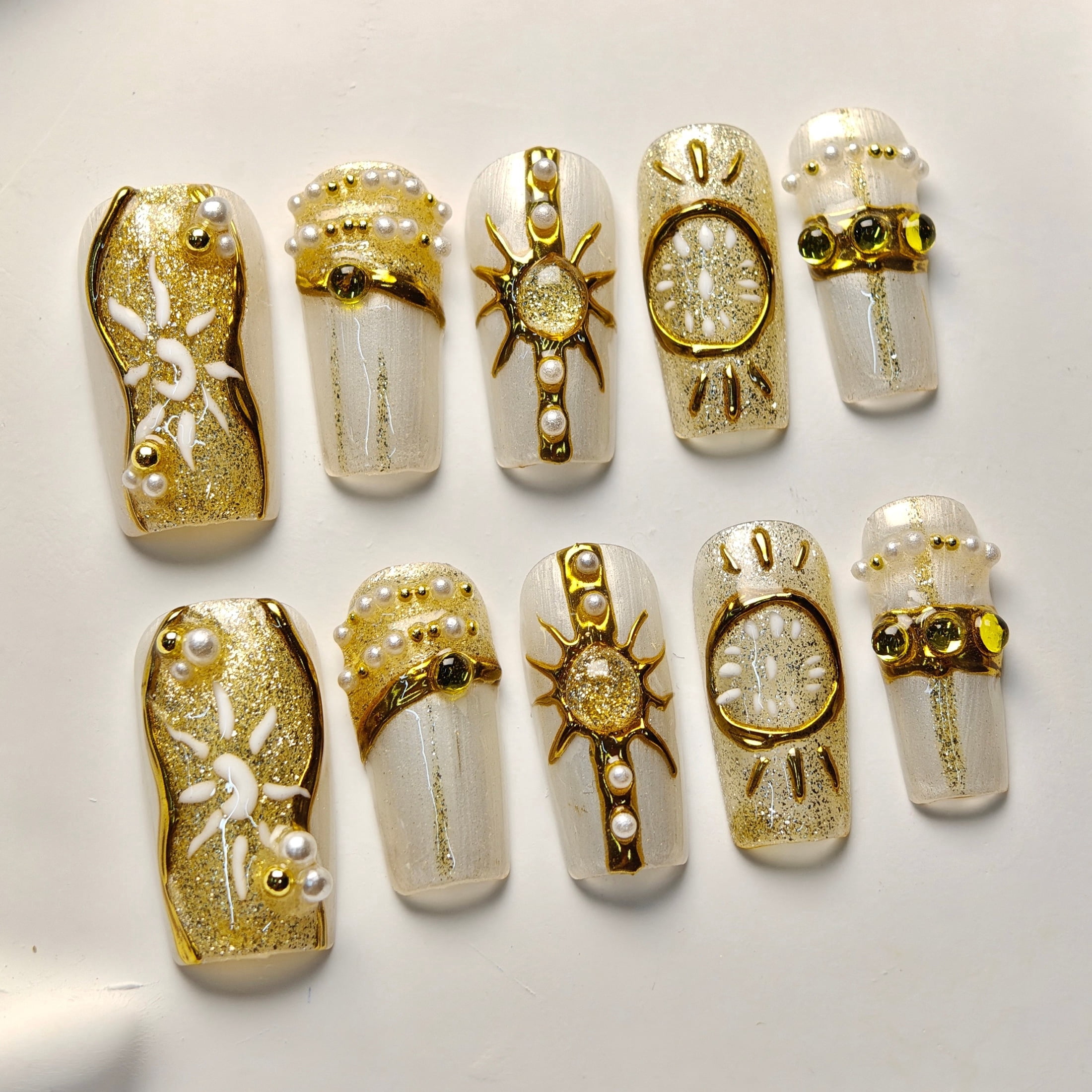 10pcs Square Medium Handmade Y2K Nails – White & Gold, Hand Drawn Sun & Moon Patterns, 3D Pearls & Gems, Summer Independence Day Press On Nails for Women