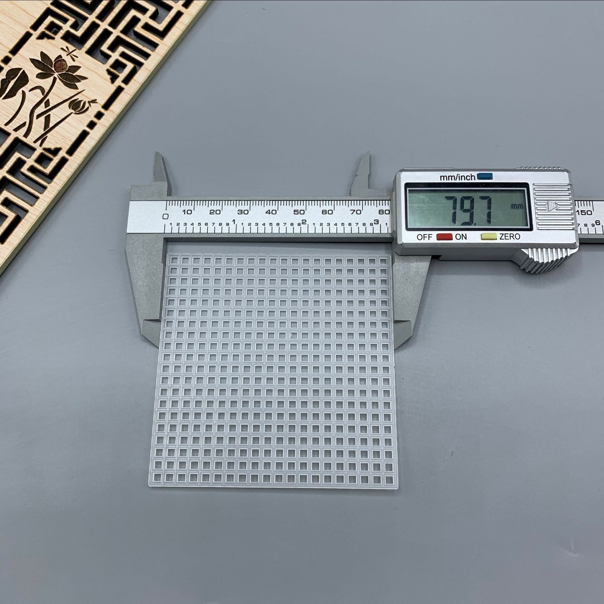 10pcs Yarn Crafting Mesh Sheets Plastic Woven Mesh Sheets DIY Bag Mesh