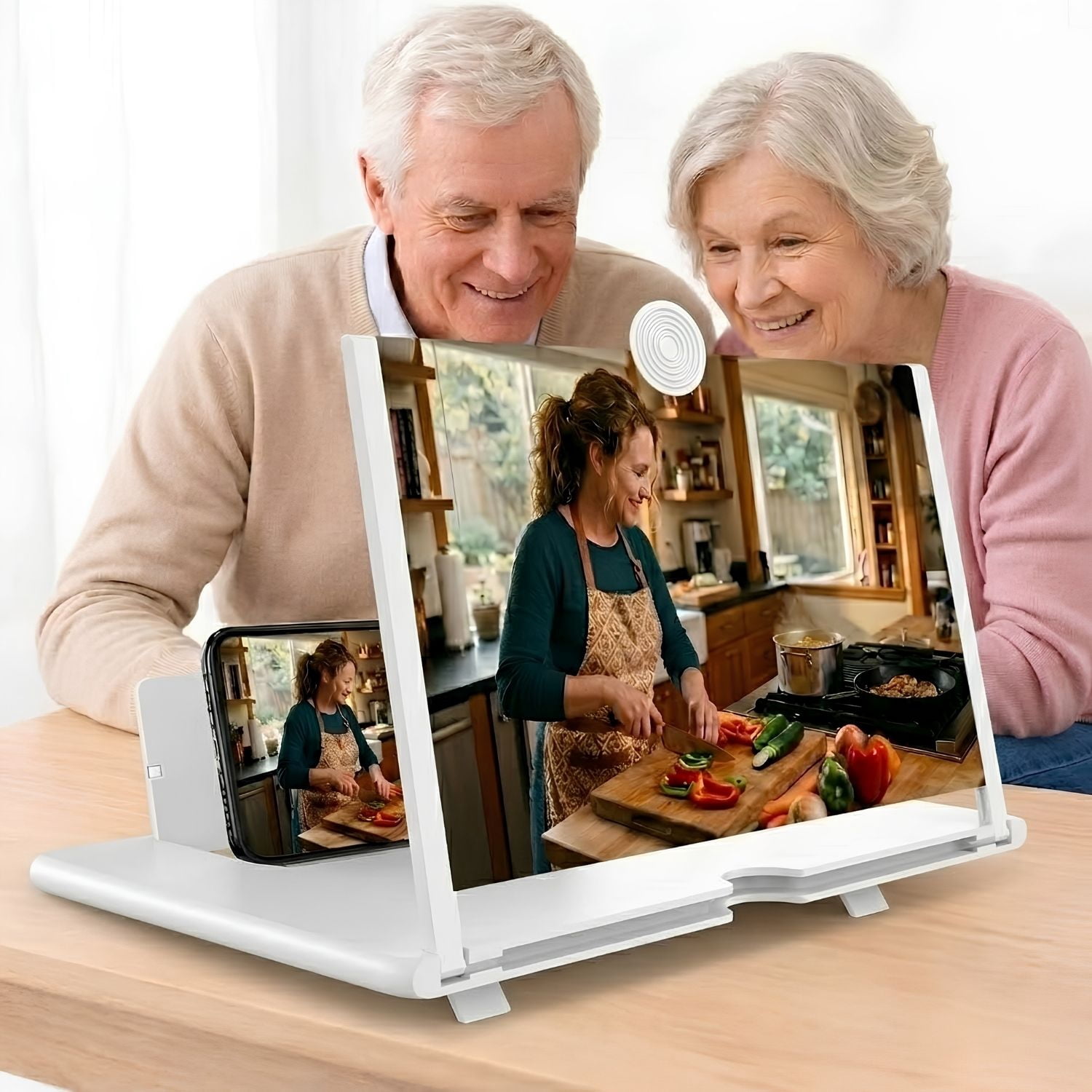 12"Mobile Phone Magnifier - Ultra-HD Screen Magnifier for Easy TV Viewing Orientation for Landscapes Use Eye Protection Full-Screen Mobile Phone Magnification