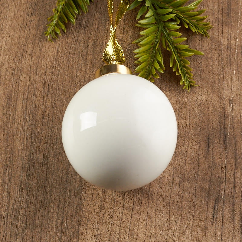 12 White Porcelain Ceramic Round Ball Christmas Tree Ornaments Winter Wonderland in Your Home