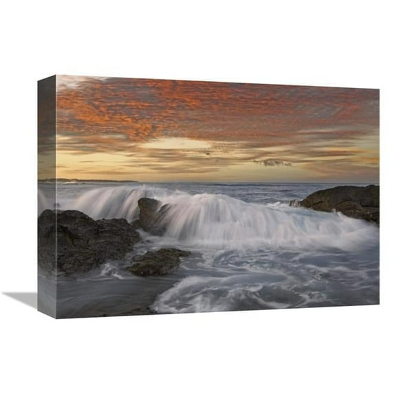 12 x 16 in. Breaking Wave, Playa Langosta, Guanacaste, Costa Rica Art Print - Tim Fitzharris