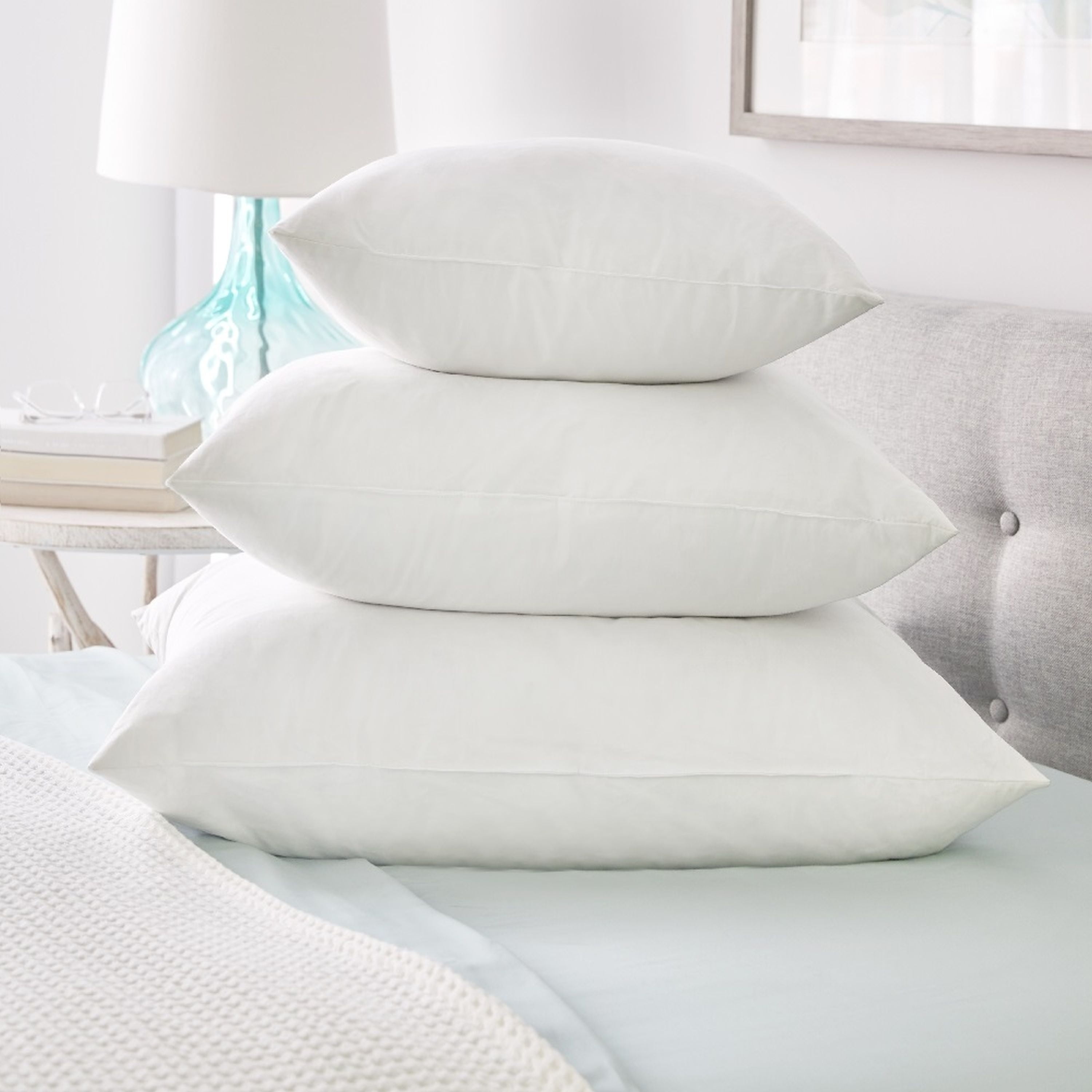 ACCENTHOME 20x20 Pillow Inserts (Pack of 4) Hypoallergenic Throw Pillows  Forms | White Square Throw Pillow Insert | Decorative Sham Stuffer Cushion