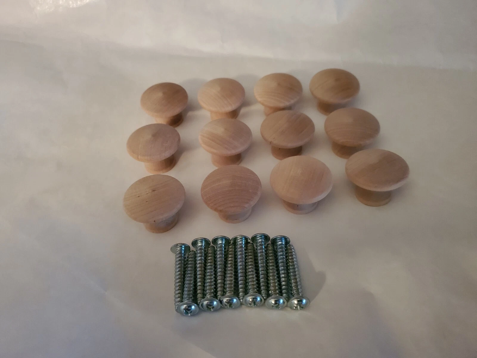 12Pcs Wood Drawer Knobs, Unfinished Cabinet Knobs / Furniture Pulls 1-1/4" Dia.