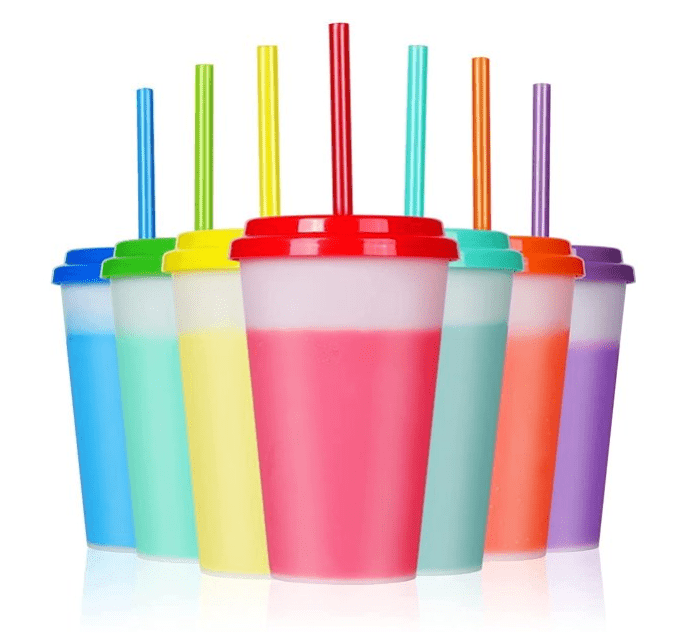 50 Pack] 12 OZ Plastic Kids Cup with Lid and Straw - Spill Proot, BPA Free  & Food Safe Fun Cartoon Cups with Reusable Red Lids and Curly Straws for  Parites, Cold