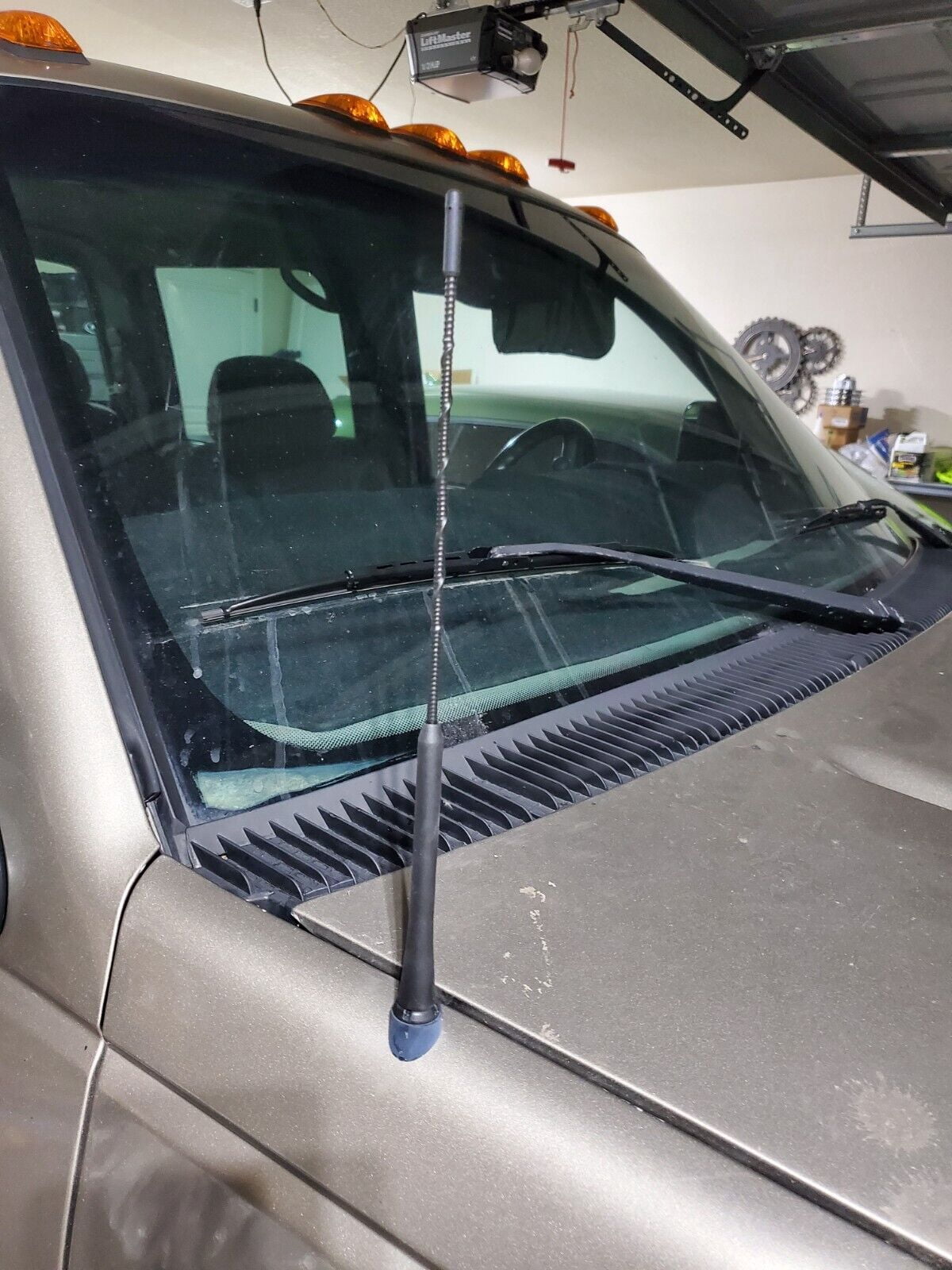 11 Antenna Mast Black Power Radio AM/FM For CHEVROLET Astro 1985 2005 Brand New