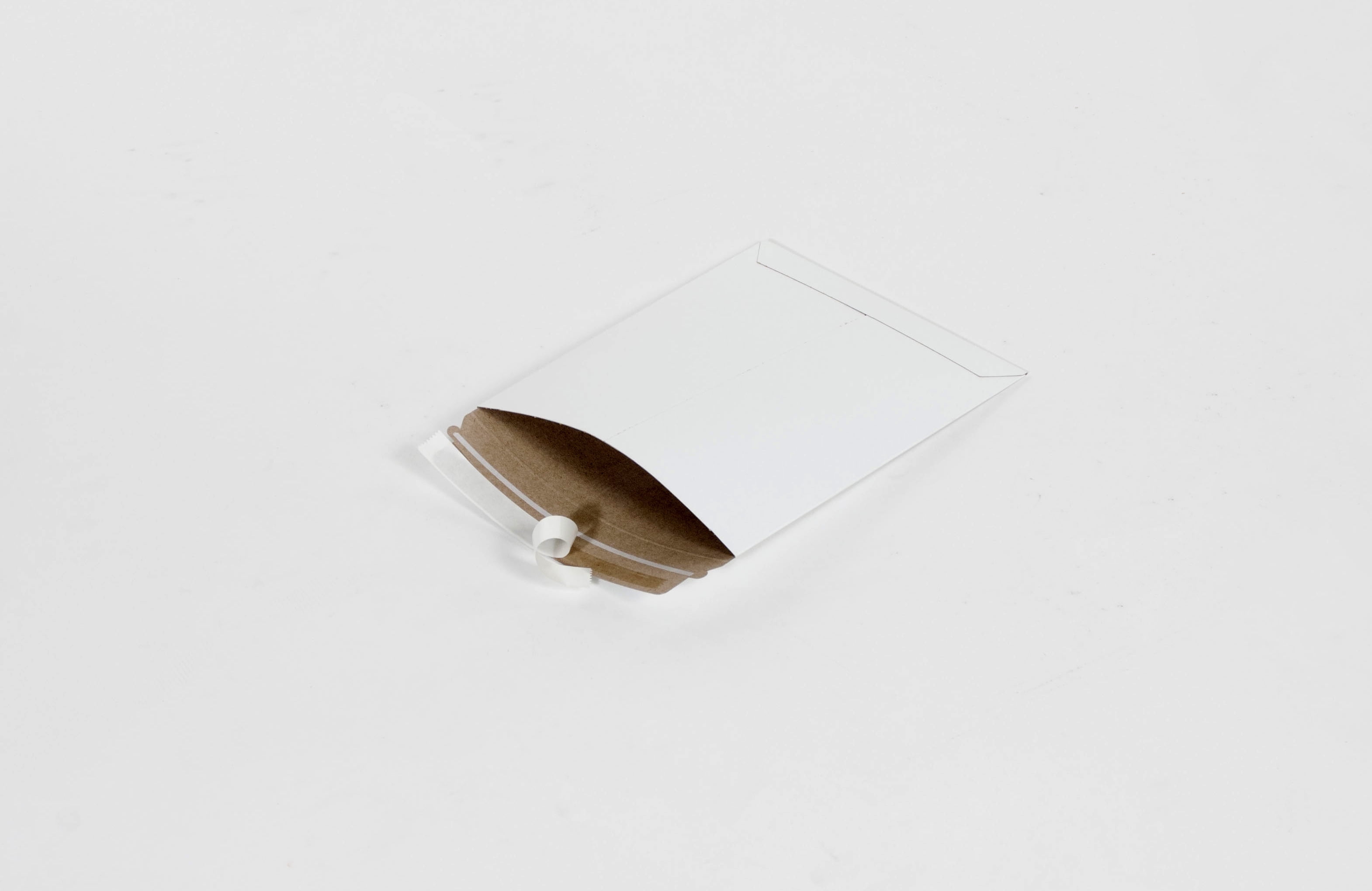 13 x 18" White Stayflat Mailer Self-Seal, Plus Mailer, Rigid Mailing Envelopes Pack of 100